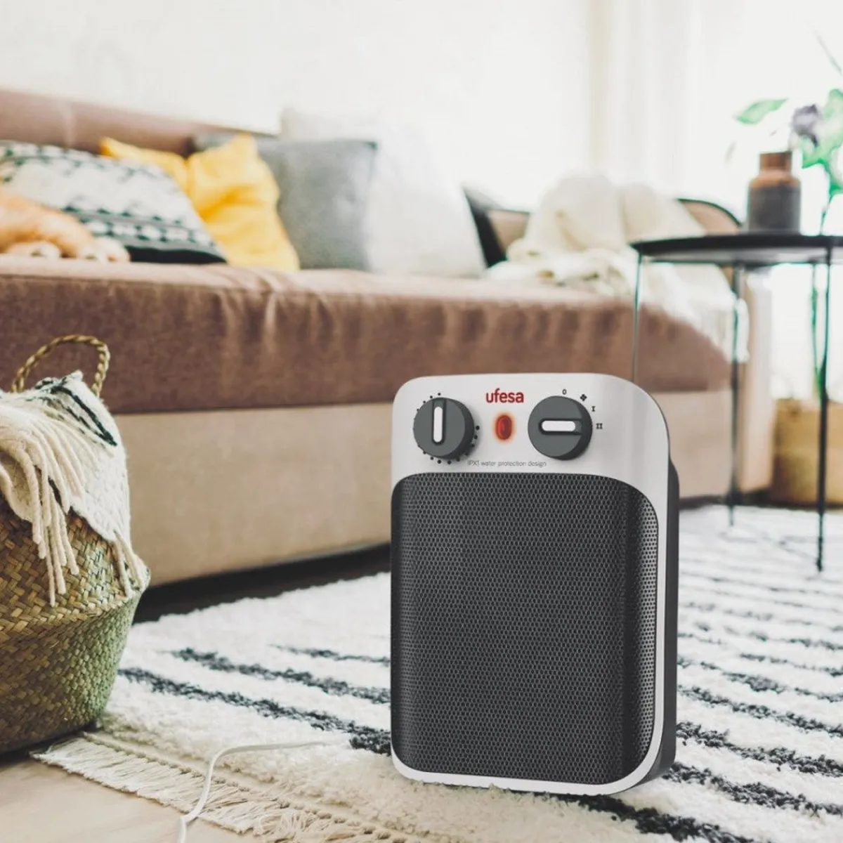 Ufesa Calefactor cerámico vertical CC1800IP