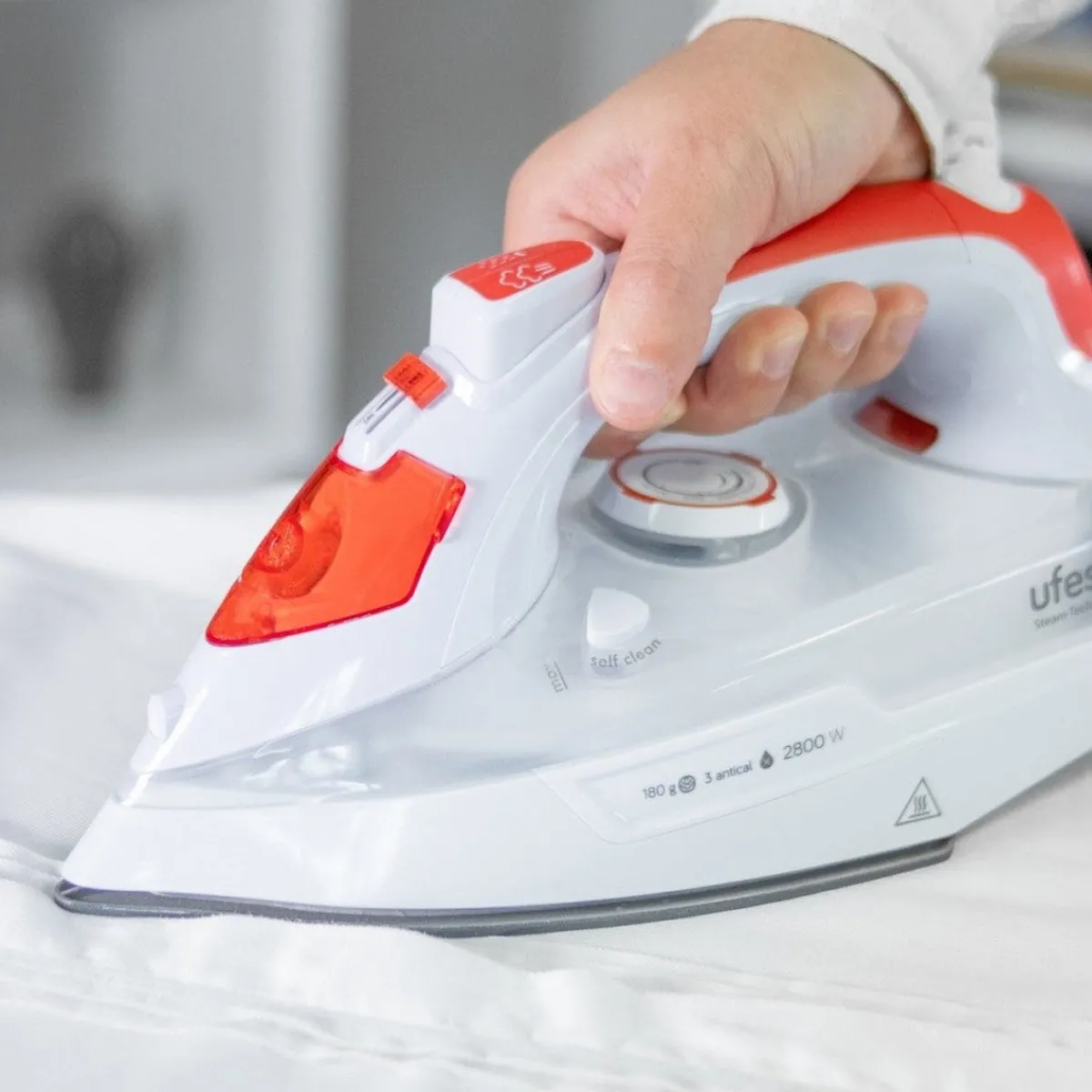 Ufesa Plancha de vapor Steam Tech 2800W