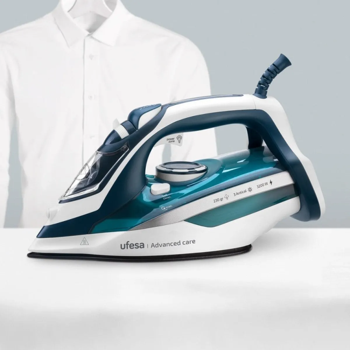 Ufesa Plancha vapor 3200W Advanced Care